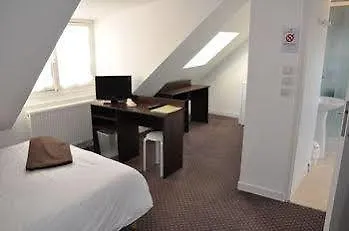 Lorient Hotel - Roazhon Park Rennes 2*,